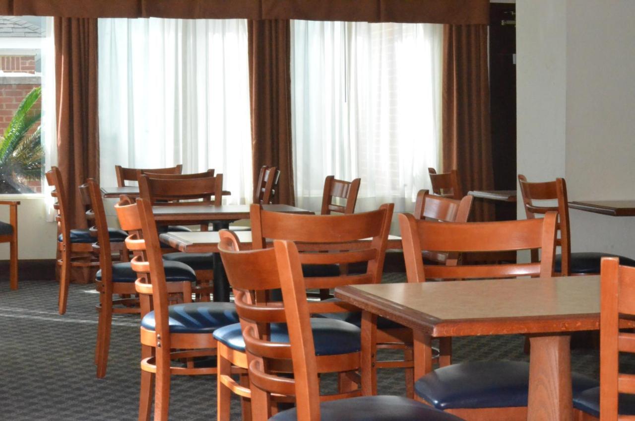 Home Inn & Suites Montgomery Dış mekan fotoğraf